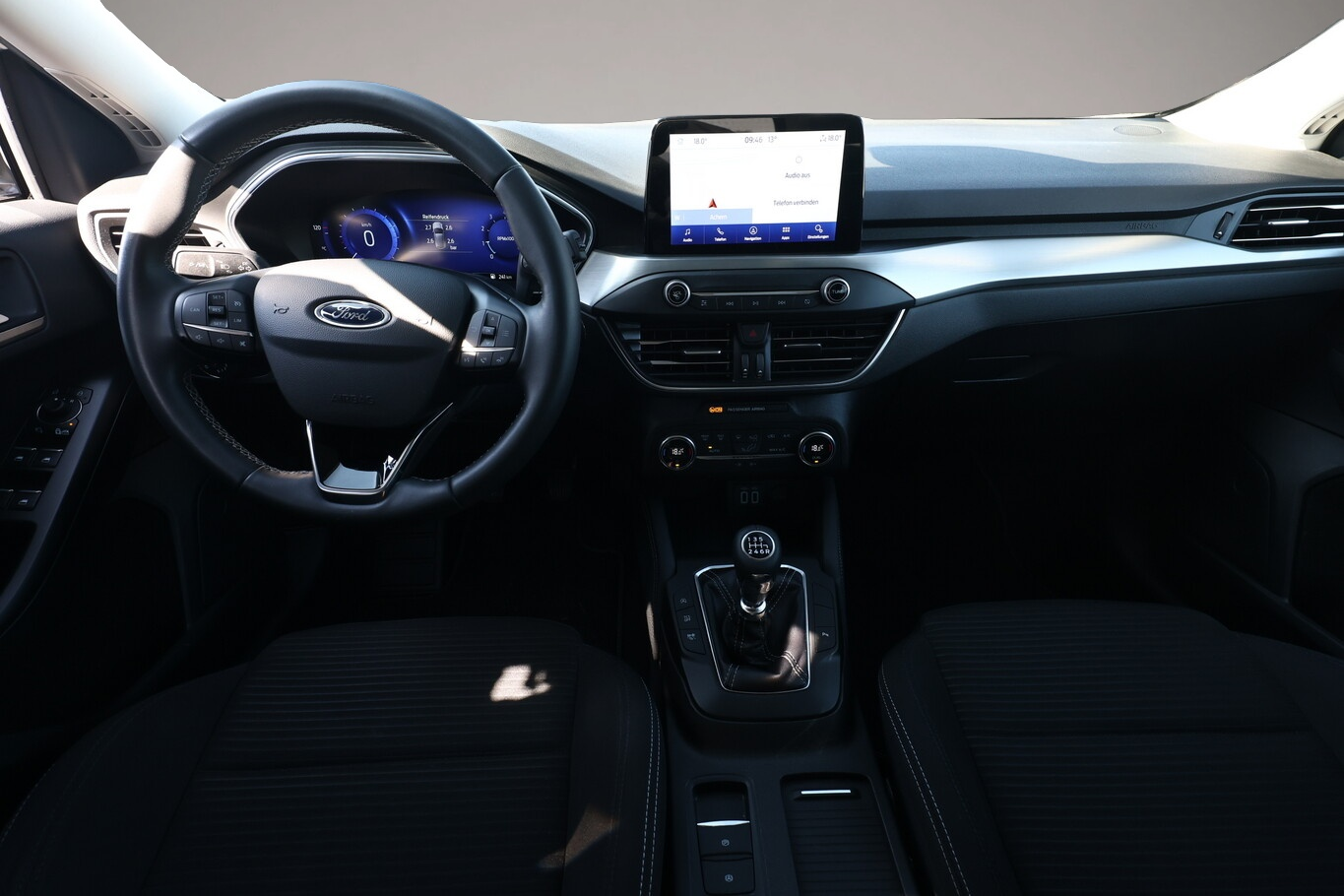 Fotografie 7 des Ford Focus Kombi 1.0 EcoBoost 125 TitX LED Nav Kam