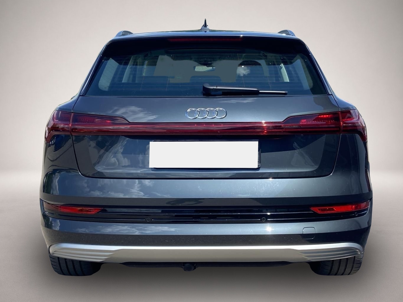 Bild 4 Audi e-tron 55 advanced quattro 95kwh BANG-OLUF.+MATR