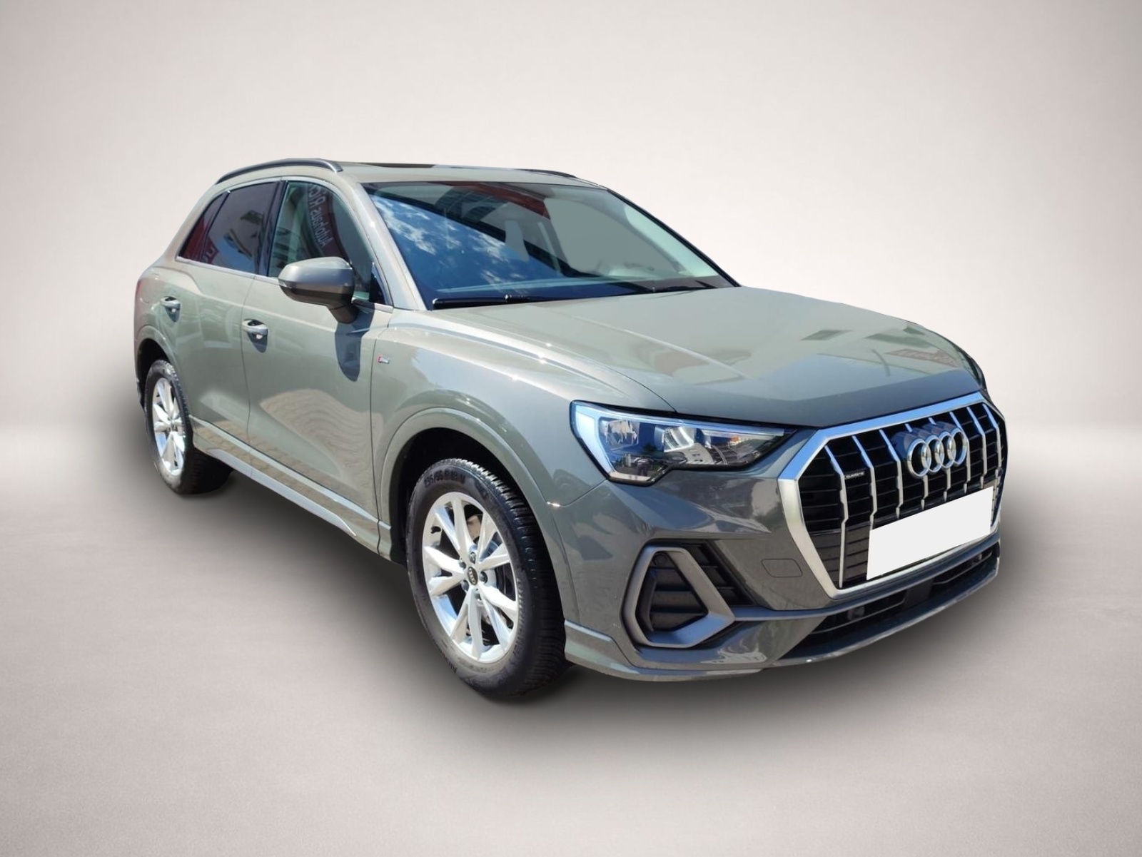 Bild 2 Audi quattro Q3 40TFSI quattro S-Line Pano App Kessy SHZ