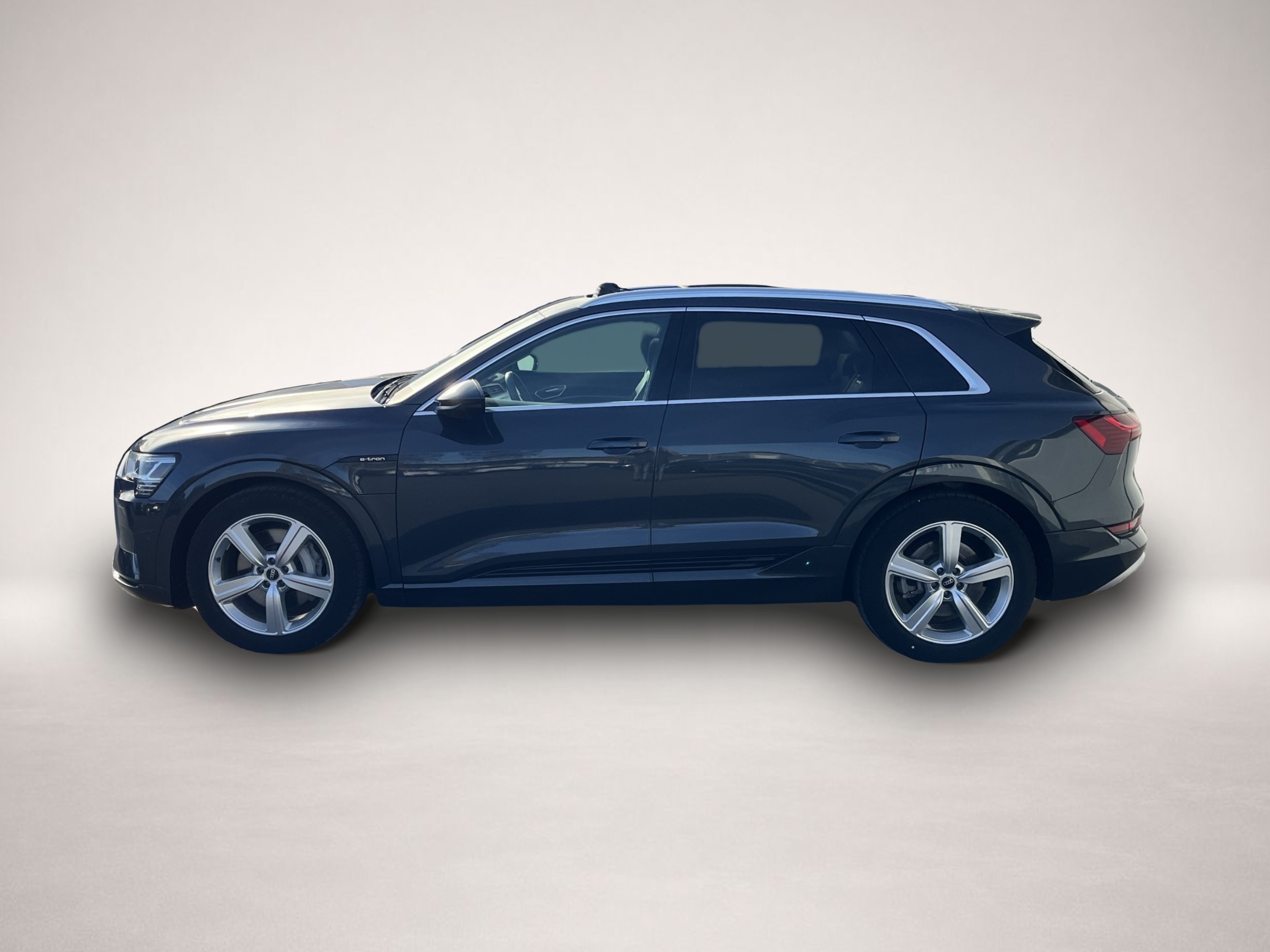 Bild 1 Audi e-tron Advanced 169¤ m.20% Anz. 20 Zoll PANO 360