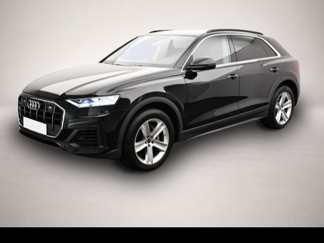 Fotografie Audi quattro Q8 55 TFSI quattro tiptronic AHK/Pano/Rückfahrka