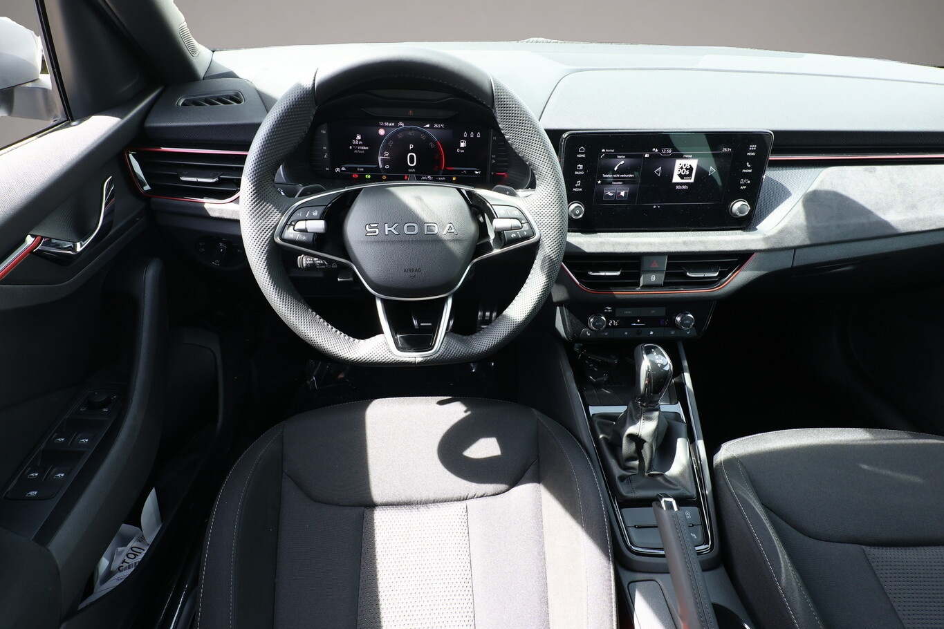 Bild 6 Skoda Kamiq DSG Dynamic Pano ACC SideA Kam Kessy SHZ
