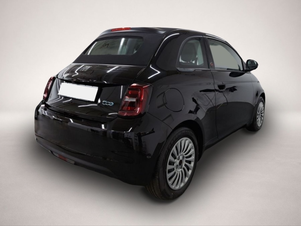 Fotografie 3 des Fiat 500e Cabrio Elektro (RED) 42kWh Komfortpaket
