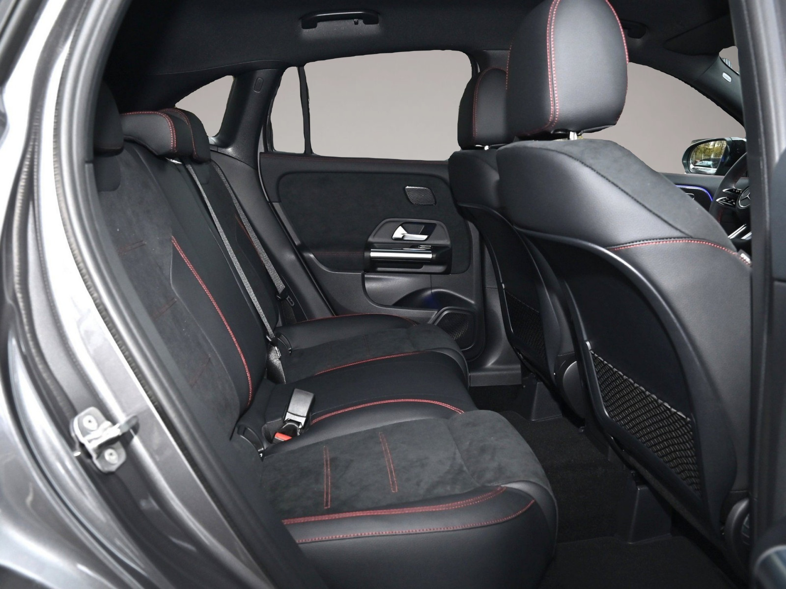 Bild 4 Mercedes-Benz GLA 180