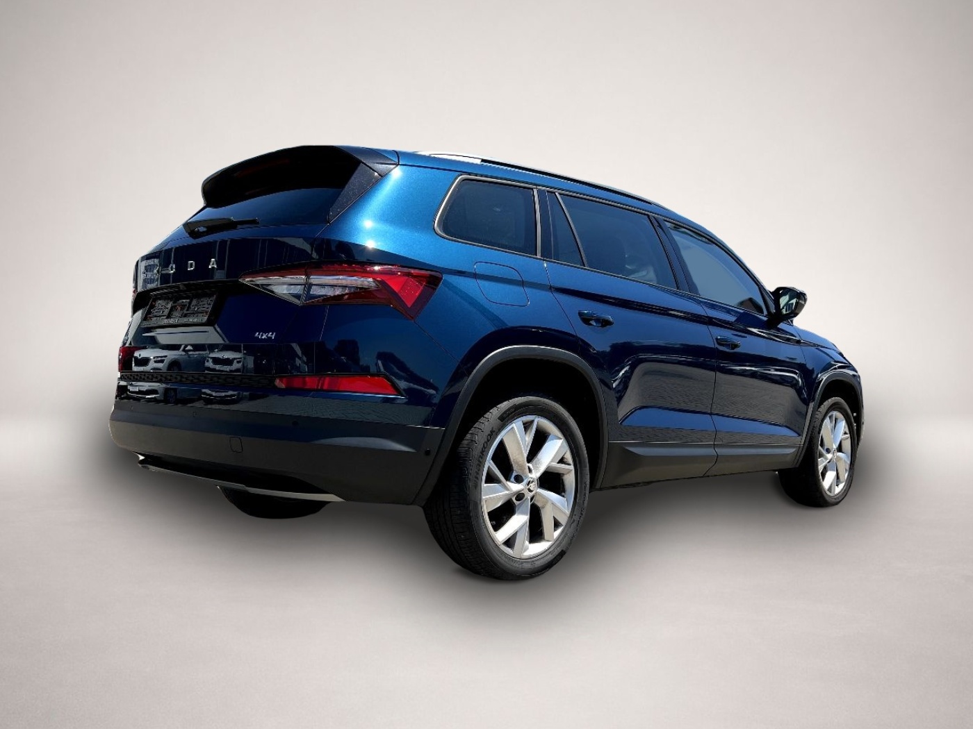 Bild 4 Skoda Kodiaq 2.0 TDI Tour 4x4 *LED Navi AHK ACC 360*