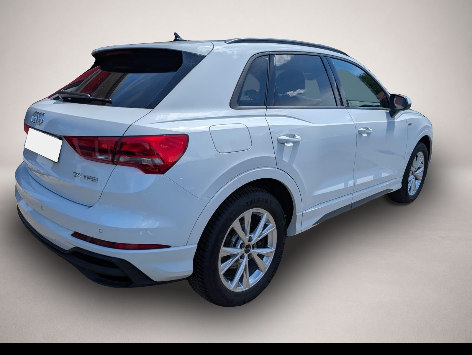 Bild 3 Audi Q3 35TFSI S-Line Kessy Pano SHZ LED PDC