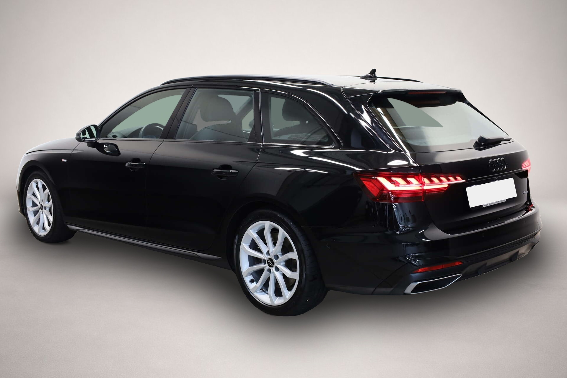 Bild 3 Audi quattro A4 Avant 45 TFSI quattro S line