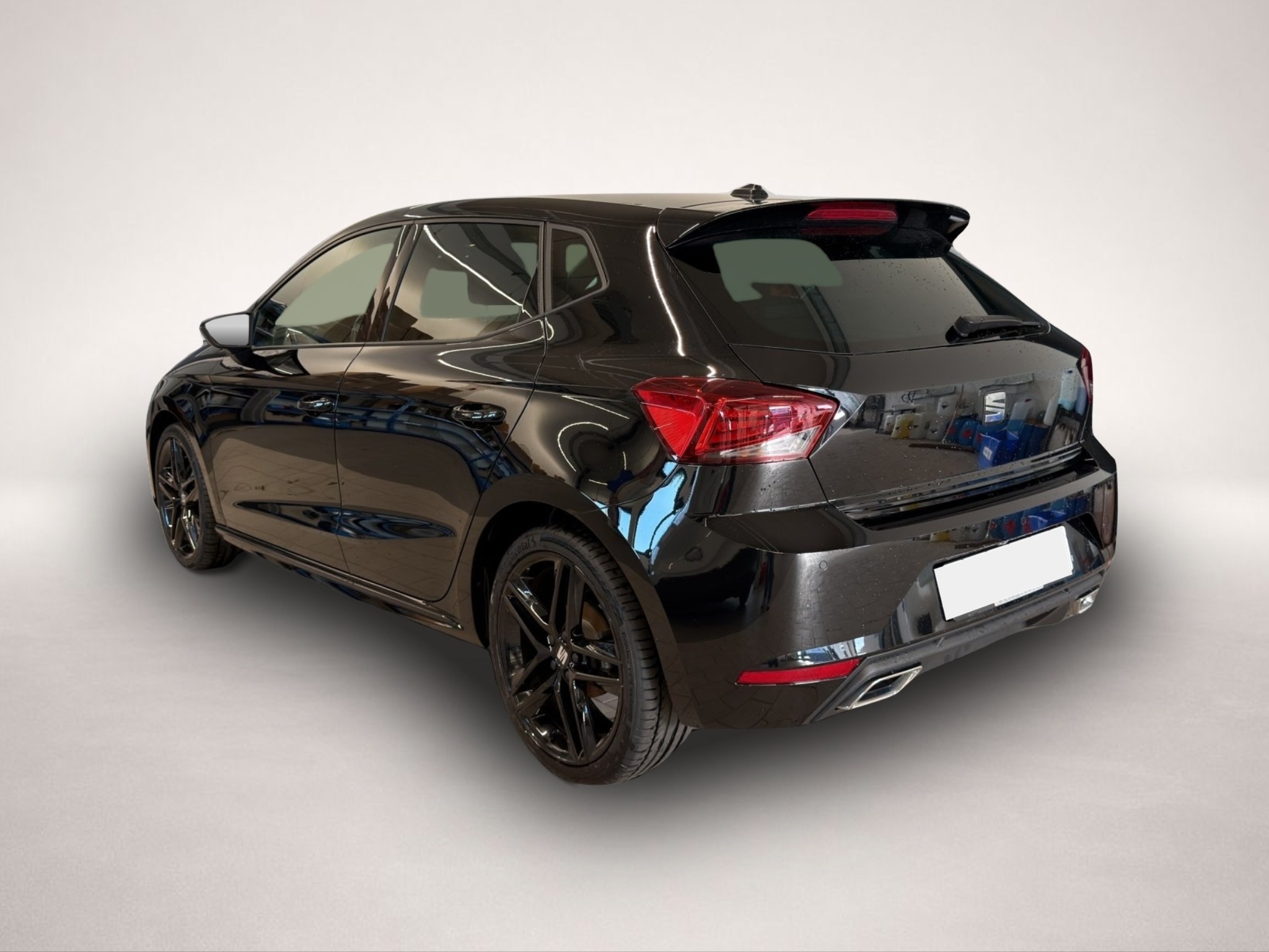 Bild 4 Seat Ibiza 1.5 TSI DSG FR Black LED+NAVI