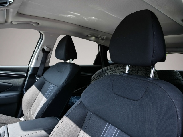 Bild 5 Hyundai TUCSON Trend Mild-Hybrid 2WD El. Panodach Navi D