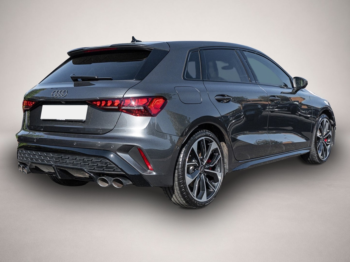 Fotografie 3 des Audi S3 Sportback S3 Sportback TFSI 245(333) S troni