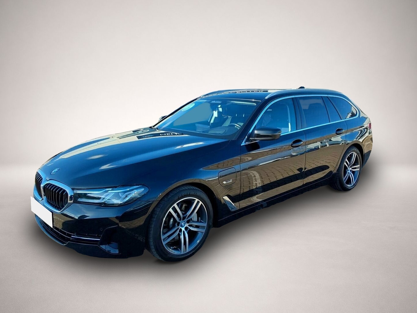 Bild 2 BMW 530 5 Touring 530e 2.0 292 PS AT8 5 Touring e 2.0 29