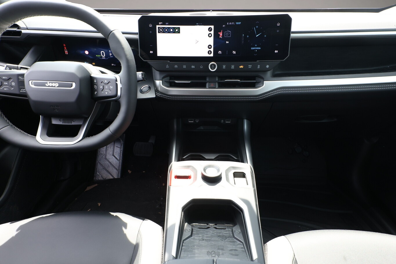 Bild 7 Jeep Compass 74kWh First Edition Nav HUD Focal Matrix
