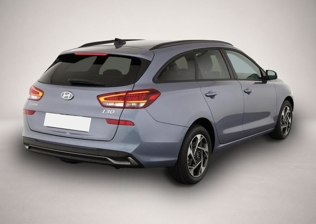 Fotografie Hyundai i30 Kombi 1.6 T-GDI DCT, Navi, Kamera, Winter, .