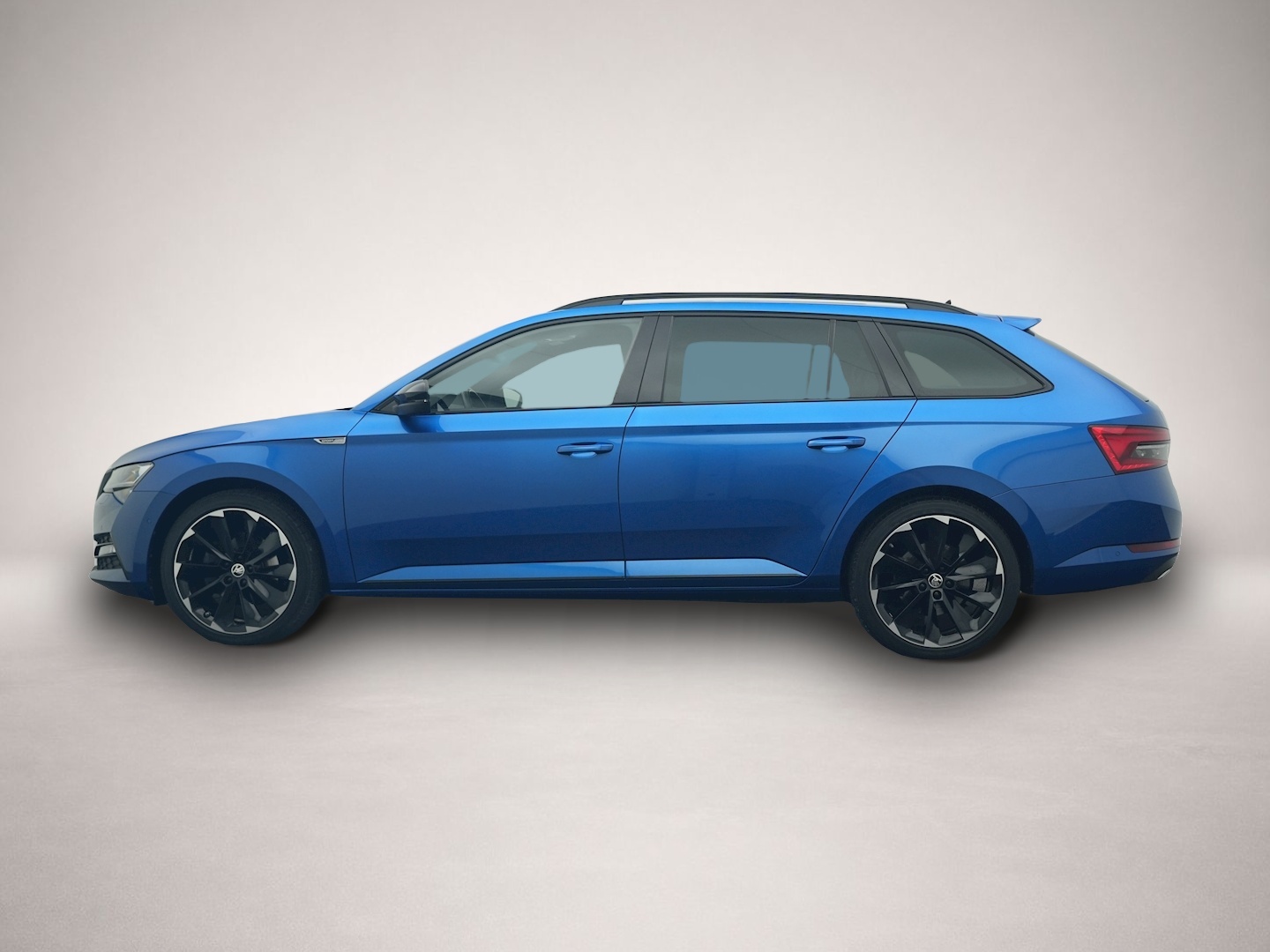 Bild 2 Skoda Superb Combi 1.4 TSI iV DSG Sportline MATRIX NAV