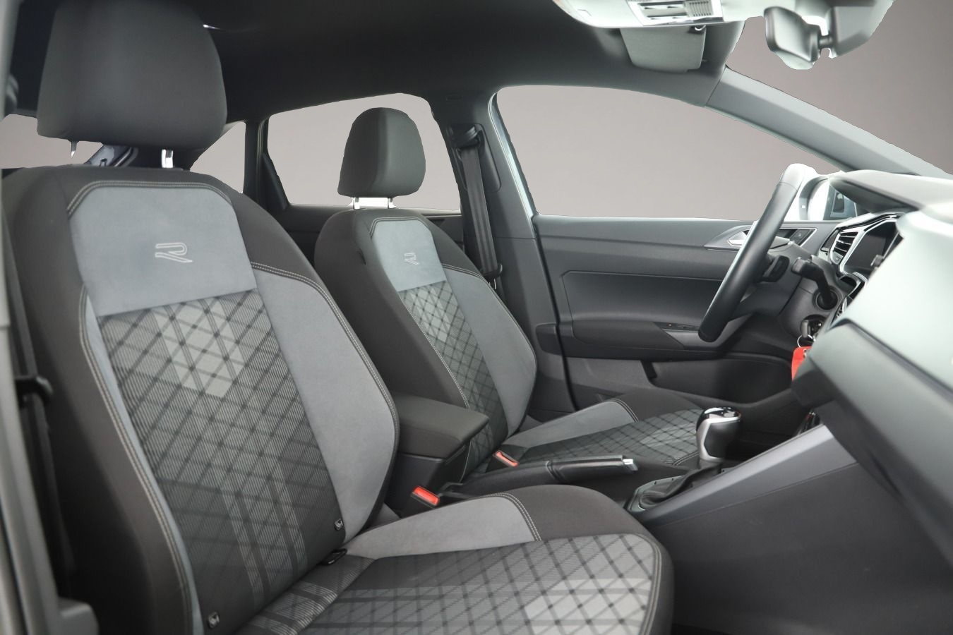 Fotografie des Volkswagen Taigo 1.5 TSI DSG R-Line IQ.Light/ACC/App/Navi/A