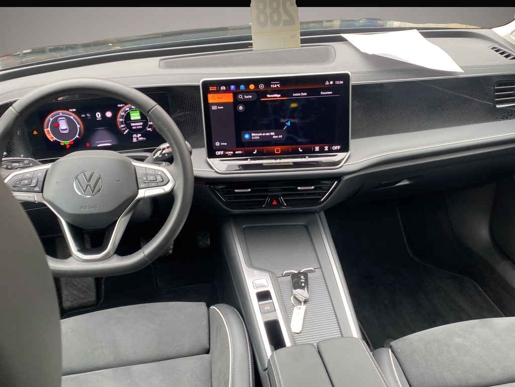 Bild 3 Volkswagen Passat Variant 2.0 TDI Elegance*IQ Drive*