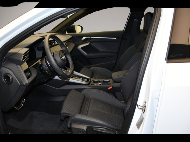 Bild 3 Audi A3 Sportback 40 TFSI e S tronic S line HeadUp/Ma