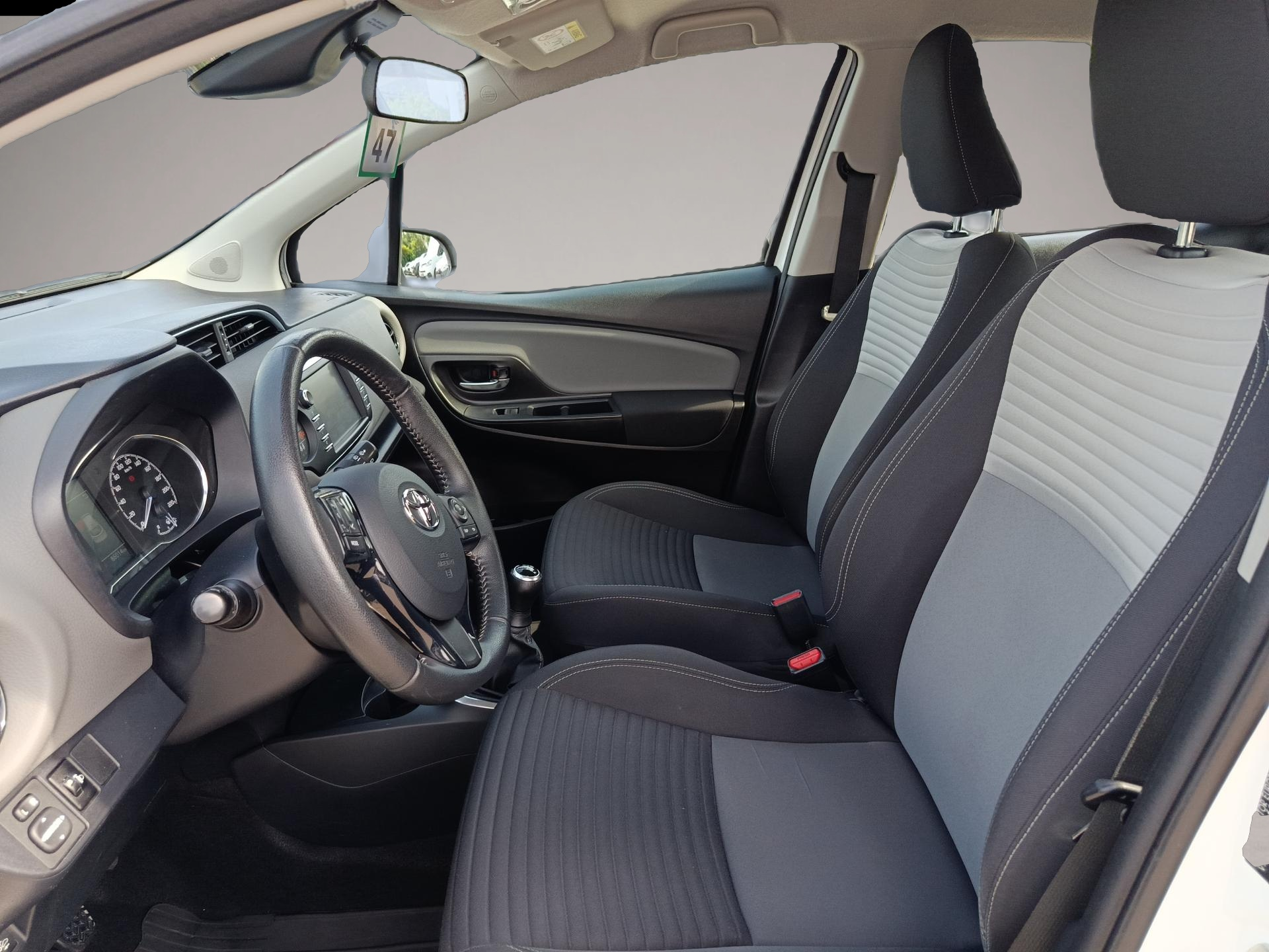 Bild 8 Toyota Yaris 1.0 Comfort 5-türer Bluetooth Klima