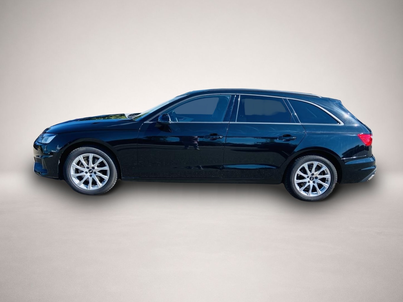 Fotografie 2 des Audi A4 Avant 35 2.0 TFSI S-tronic 17"+NAVI+LED+DAB+S