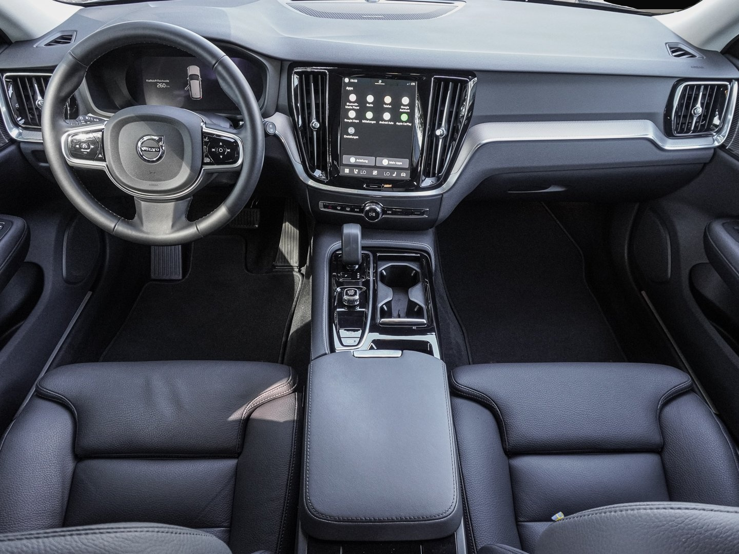 Bild 6 Volvo V60 T8 Twin Engine AWD Plus Dark Plug-In LED Har
