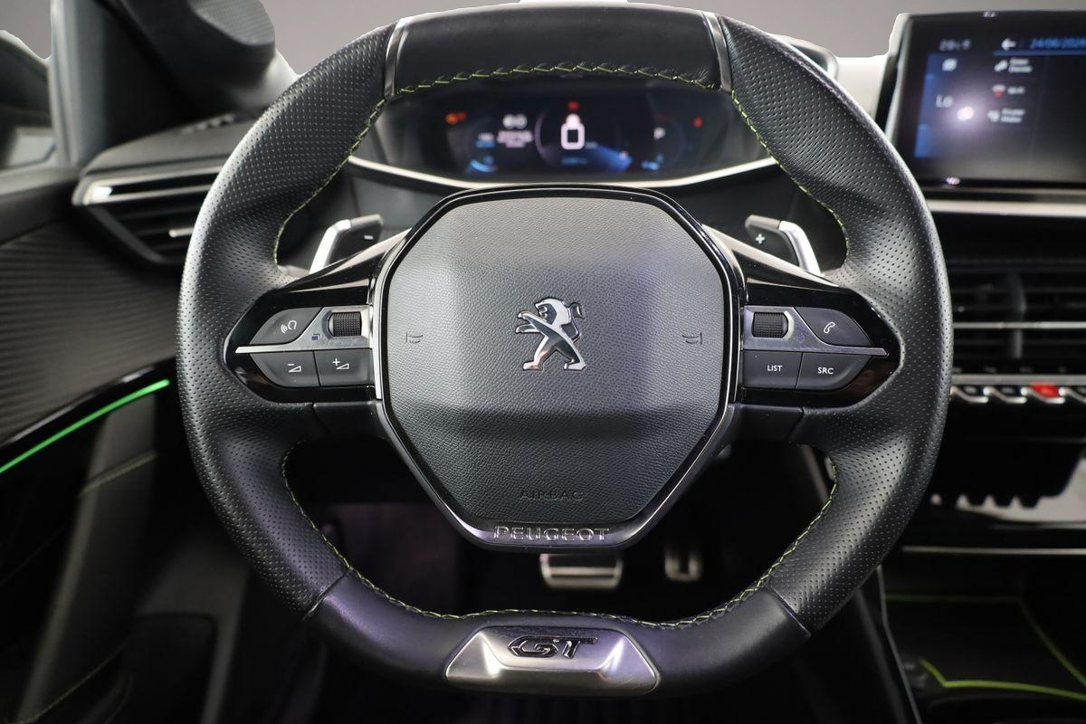 Bild 6 Peugeot 208 1.2 GT, LED, Navi, Kamera, AppConnect, 17-Zo