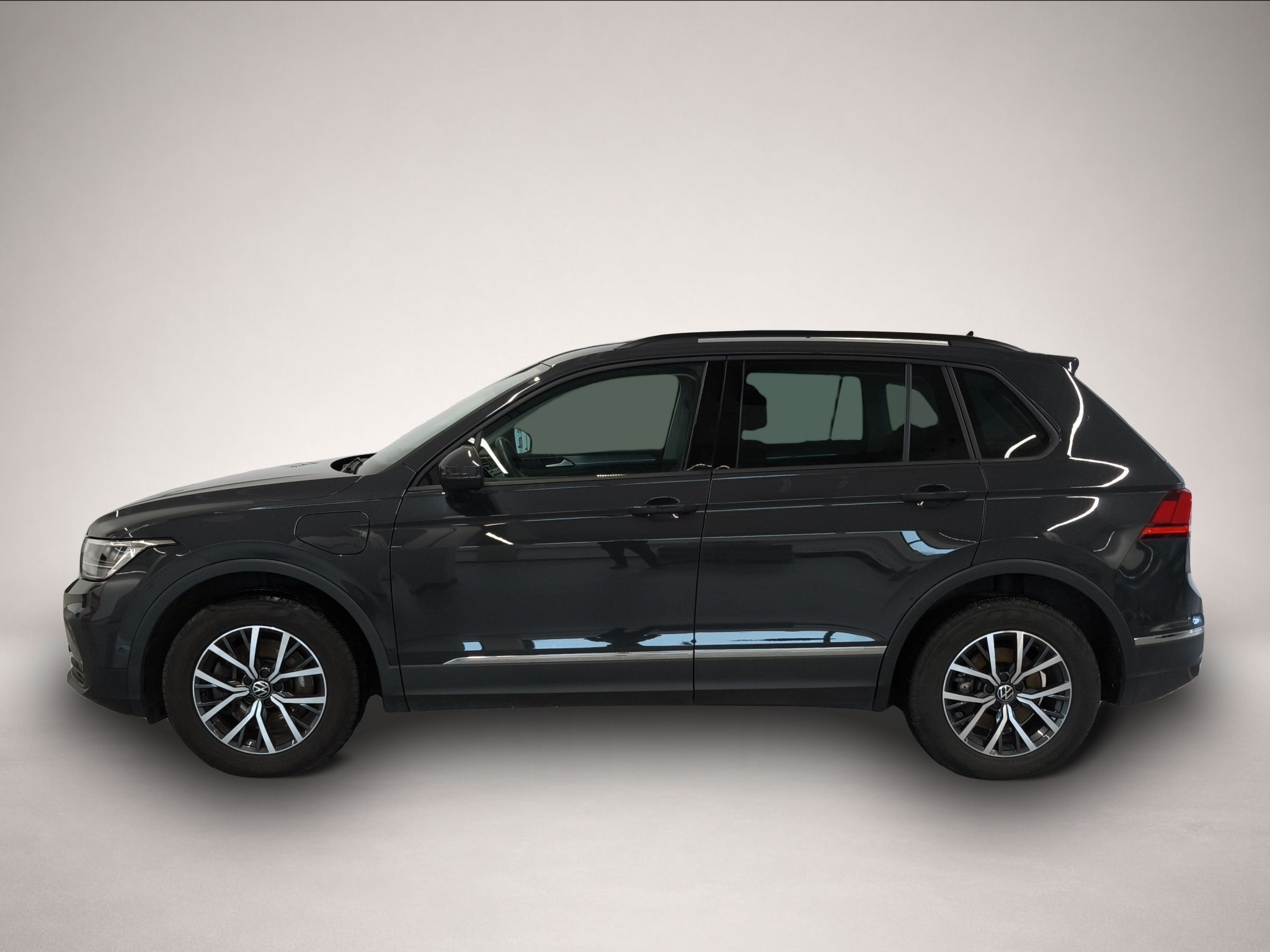 Fotografie des Volkswagen Tiguan 1.4 eHybrid DSG Life LED NAVI PARKLENK 17