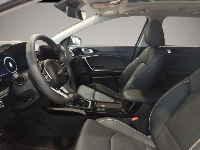 Bild 7 Kia cee'd / Ceed Cee'd_sw 1.5T-GDI DCT7 PLATINUM GD Navi Klimaaut