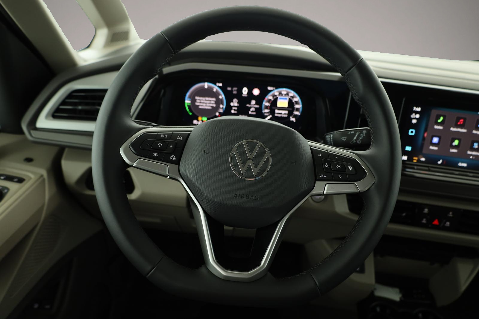 Fotografie 6 des Volkswagen T7 Multivan eHybrid 4M Business LÜ, 7-Sitzer, AH
