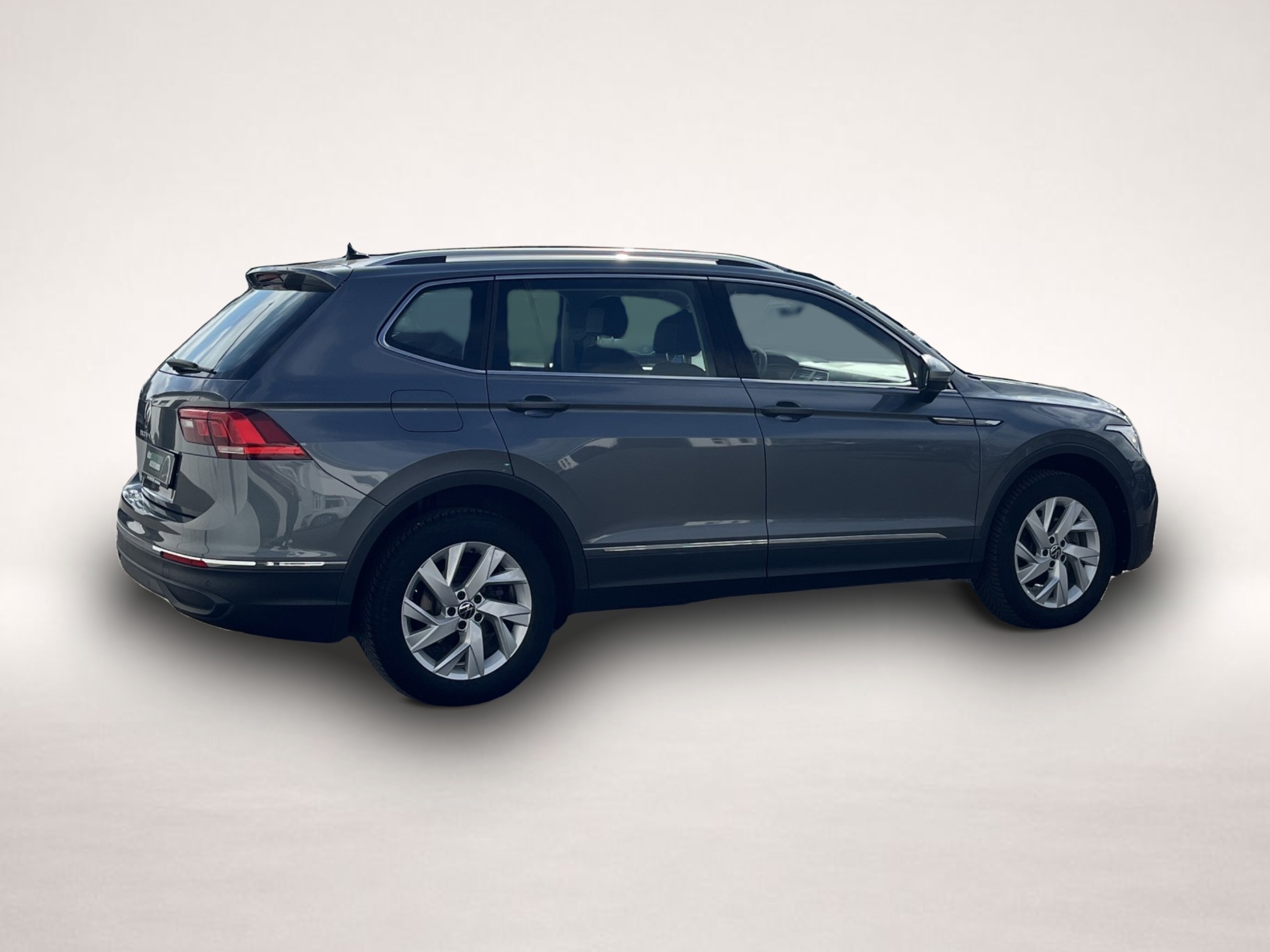 Fotografie 8 des Volkswagen Tiguan Allspace 1.5 TSI DSG Life 181¤ m.20% Anz.