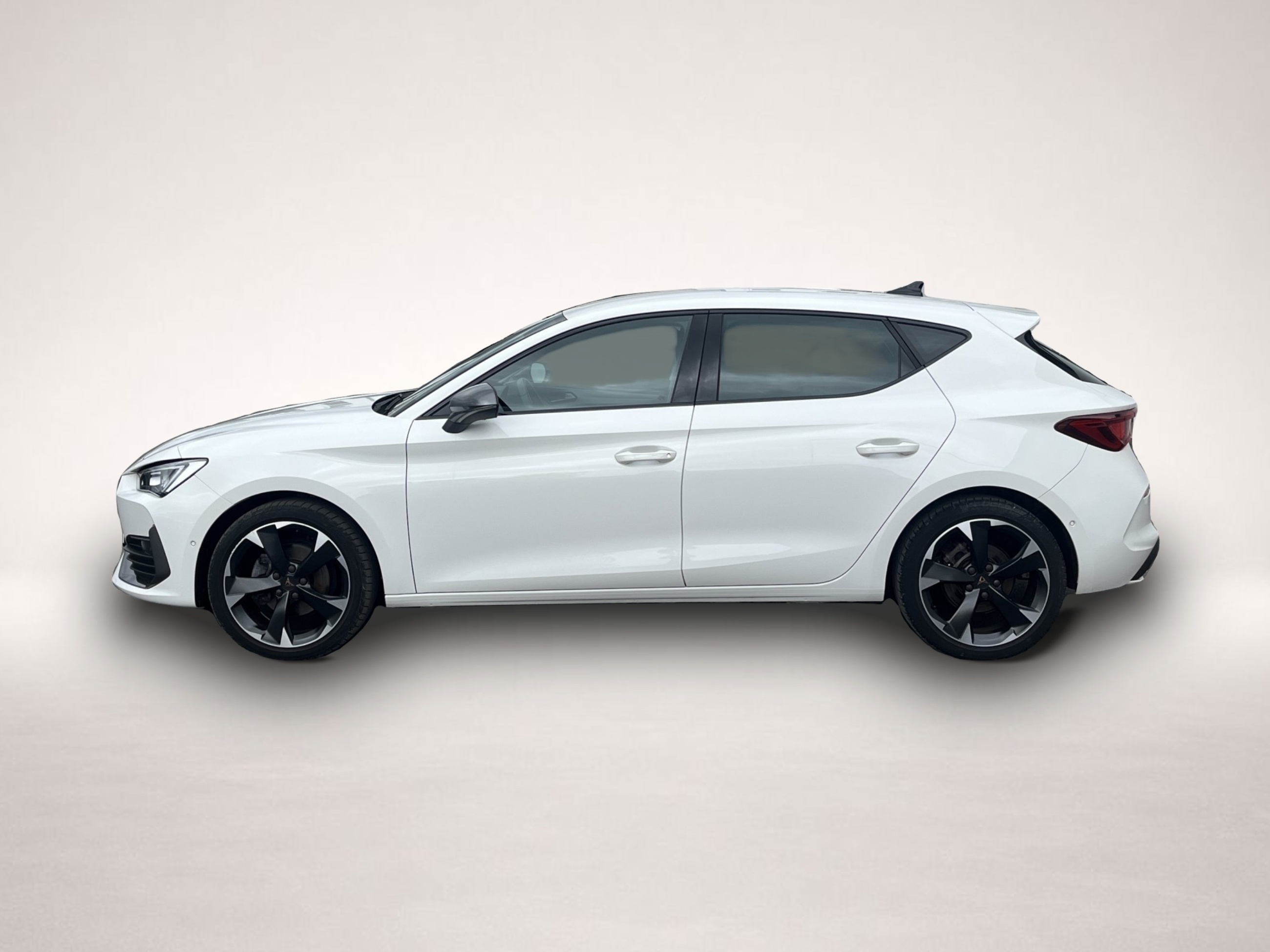Bild 2 Cupra Leon 1.5 TSI DSG 150¤ m.20% Anz. Navi ACC LED Ke
