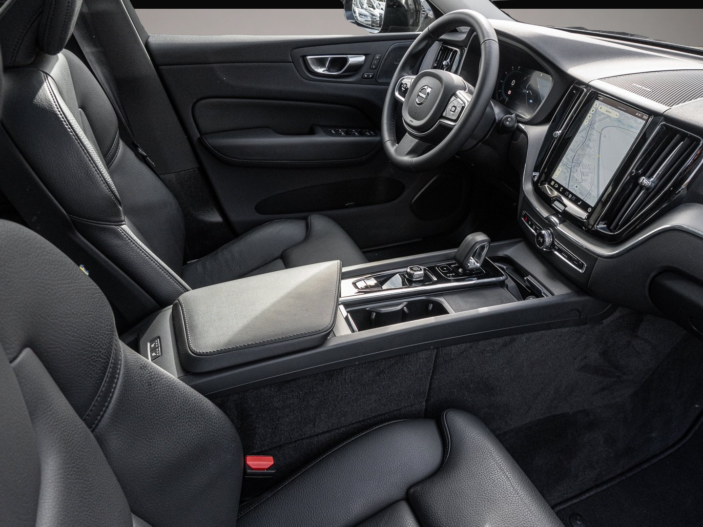 Bild 6 Volvo XC60 T8 AWD Plus Dark 360 4xSHZ ACC AUT EL.HECK
