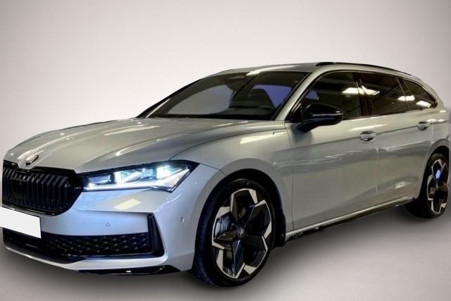 Bild 1 SKODA Superb