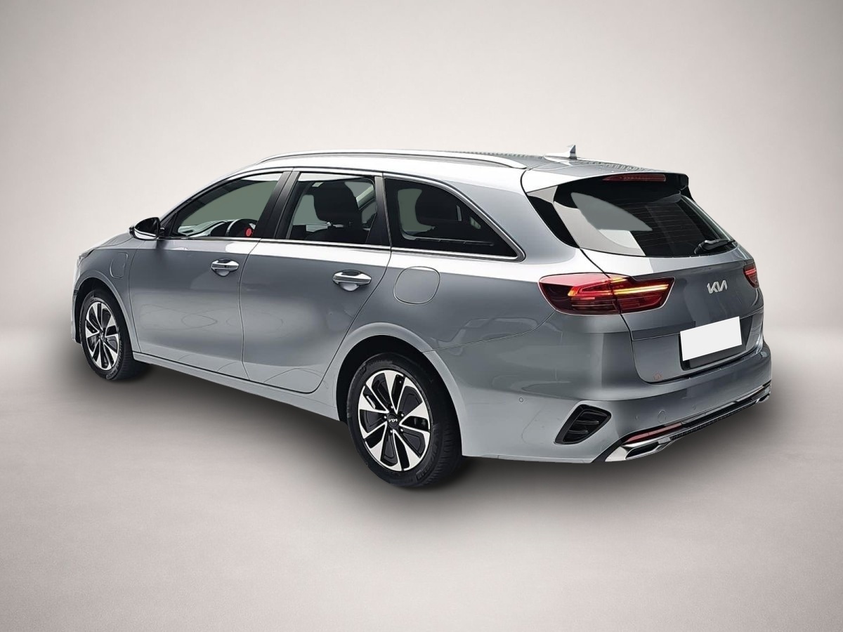 Bild 3 Kia cee'd / CEED SW 1.6 GDI PLUG-IN-HYBRID SPIRIT SITZKOMFOR