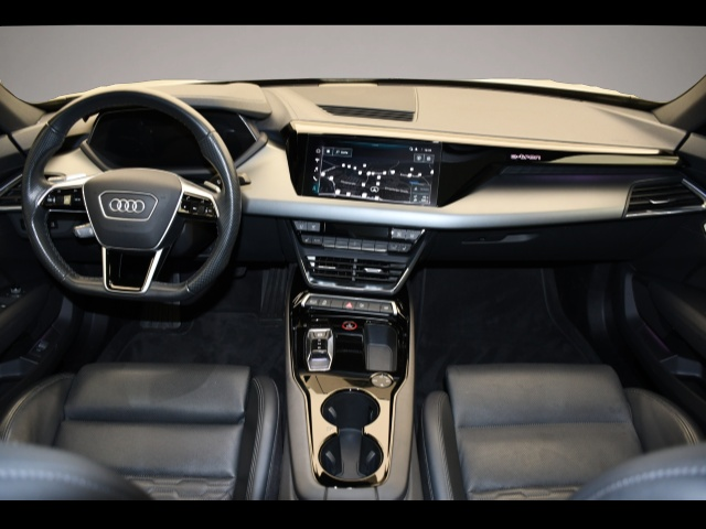 Bild 4 Audi e-tron GT quattro Pano/Tempo/Einparkhi