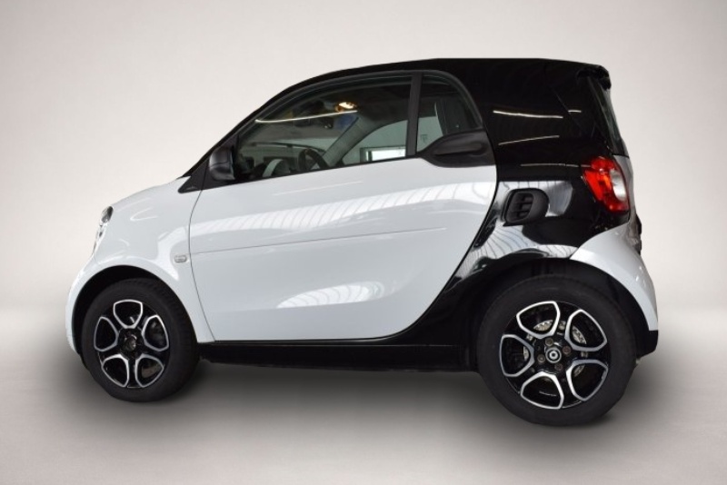 Bild 2 Smart fortwo coupe passion Automatik Pano LED Navi