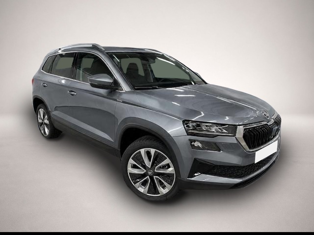 Fotografie 1 des Skoda Karoq Selection 1.5 TSI 150PS/110kW DSG 2026 | +Trave.