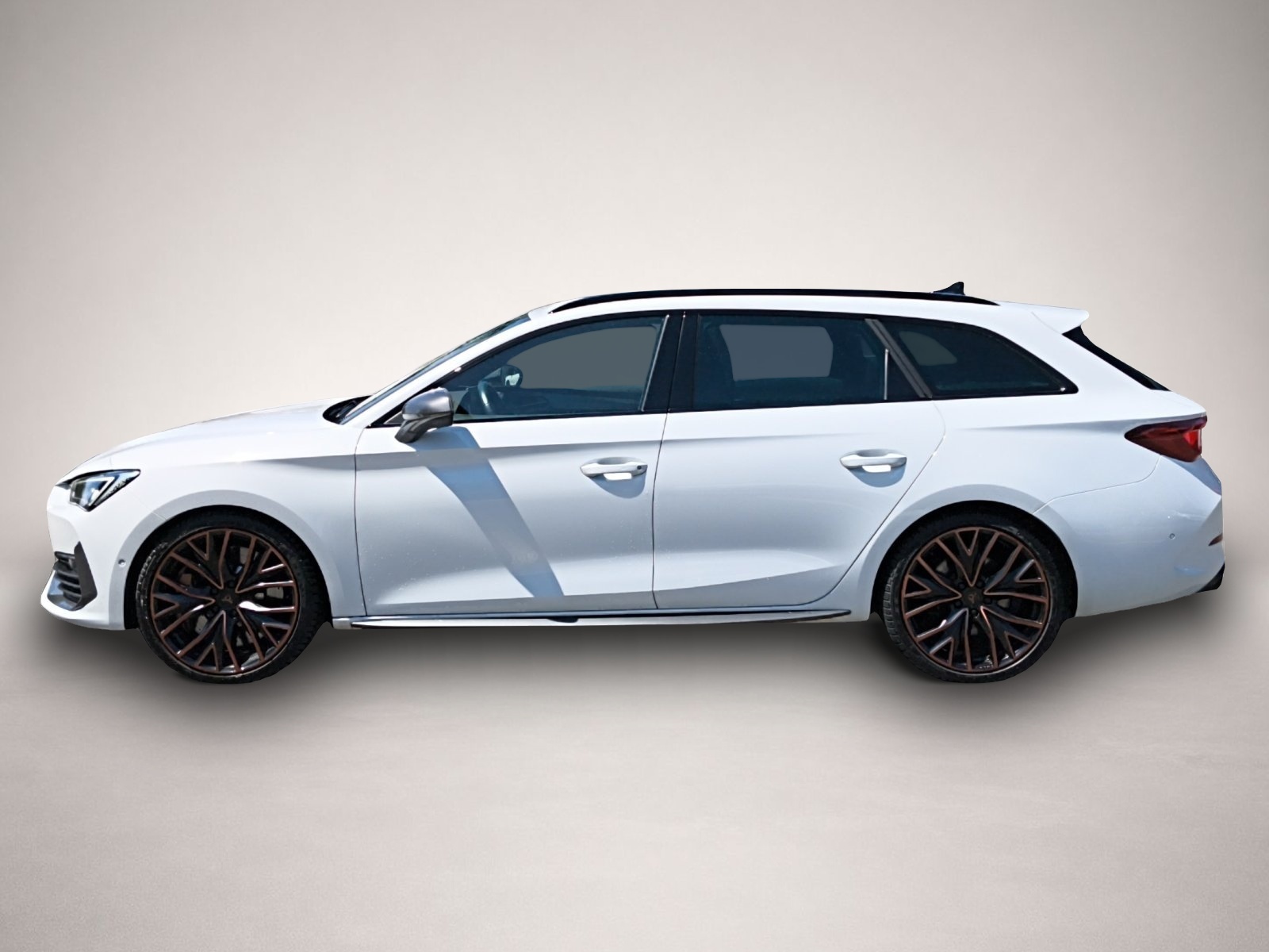 Bild 4 Cupra Leon SP 2.0 TSI DSG VZ 4Drive AHK PANO BEATS ACC