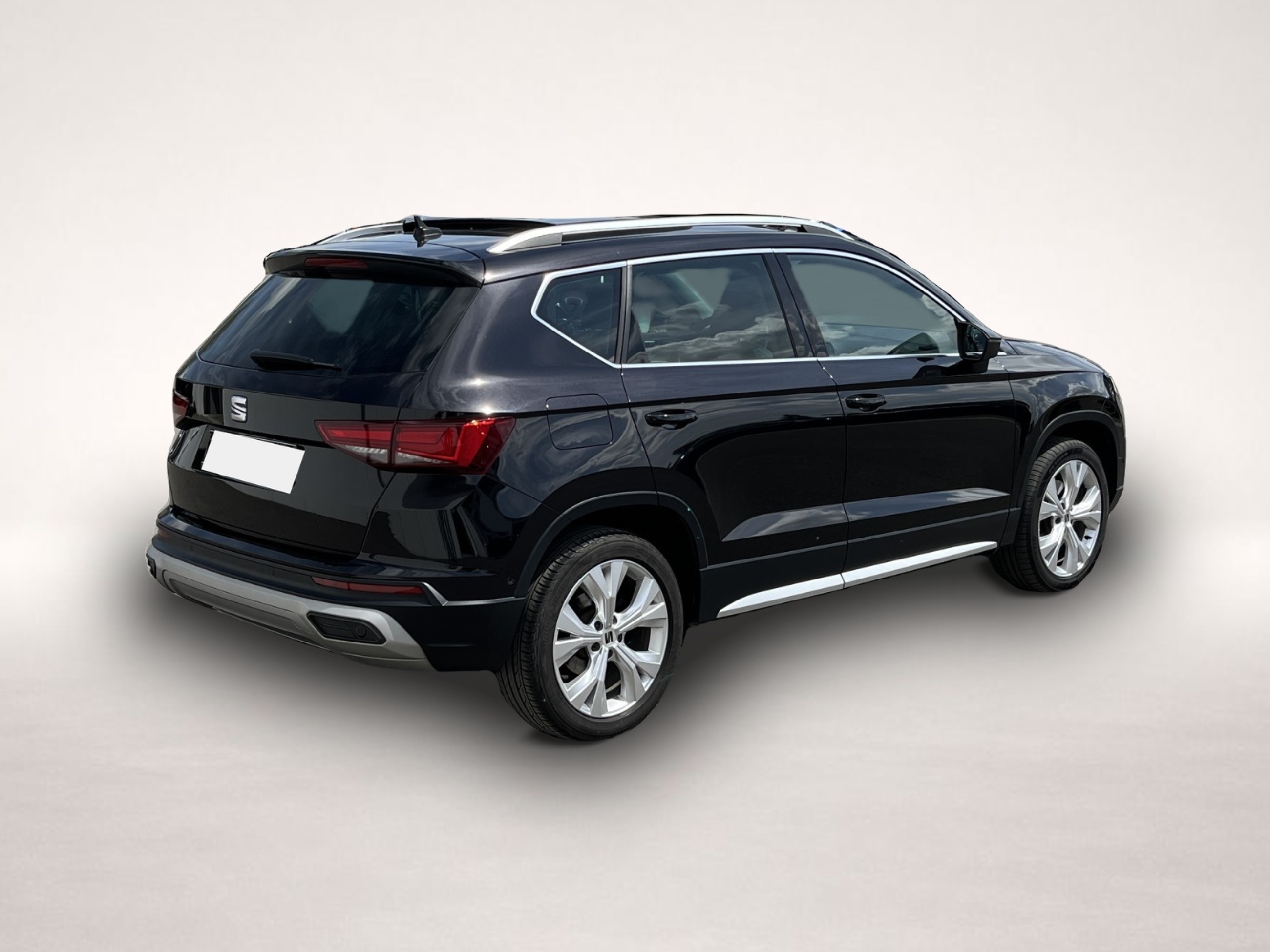 Fotografie des Seat Ateca 2.0 TDI XPERIENCE 18Zoll PANO RFK Virt.Coc