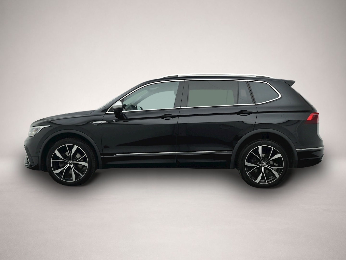 Bild 2 Volkswagen Tiguan Allspace 2.0 TDI DSG 4Mo. R-Line 7SITZE A