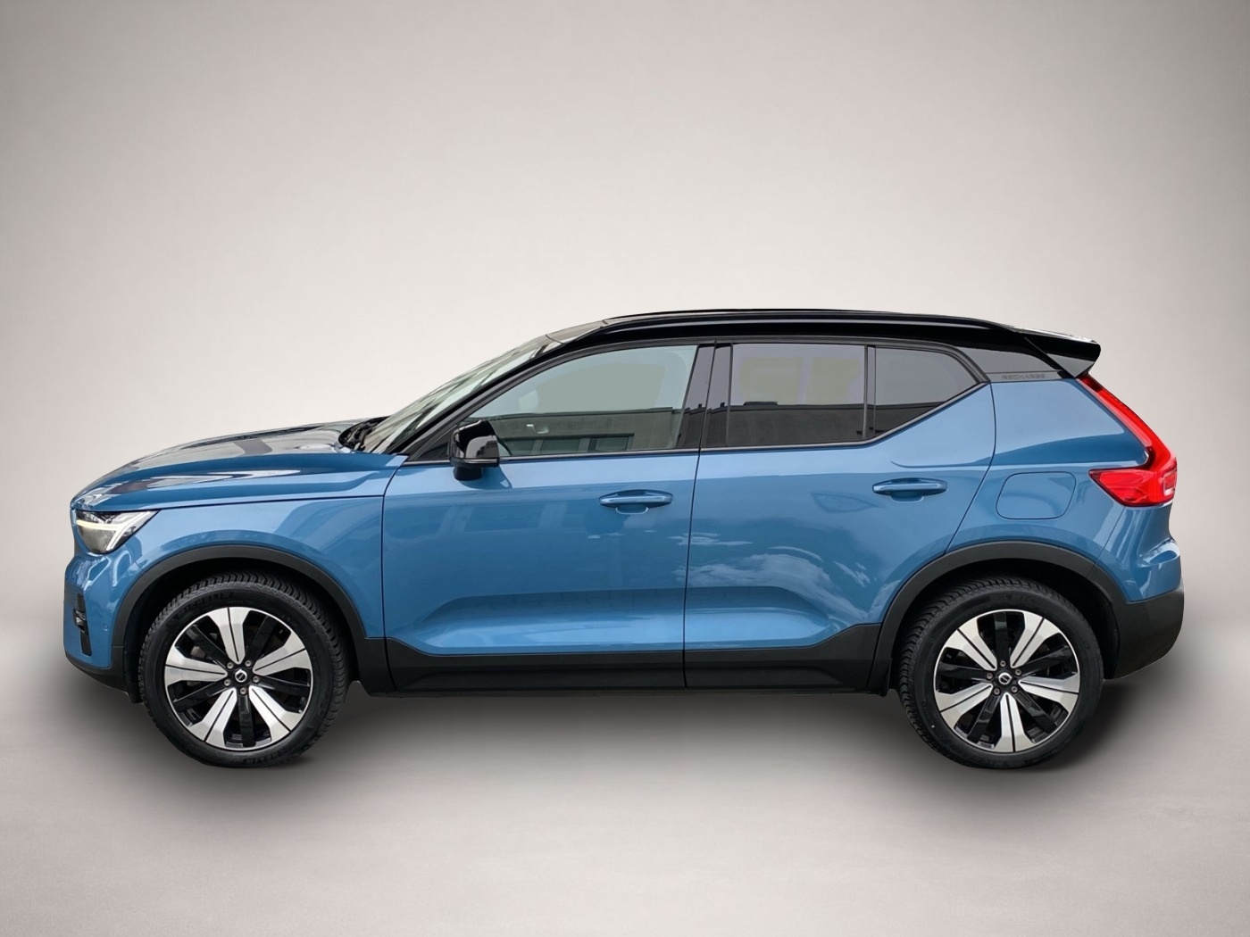 Fotografie 2 des Volvo XC40 P8 Ultimate Recharge Pure SHZ*StHzg*360°*