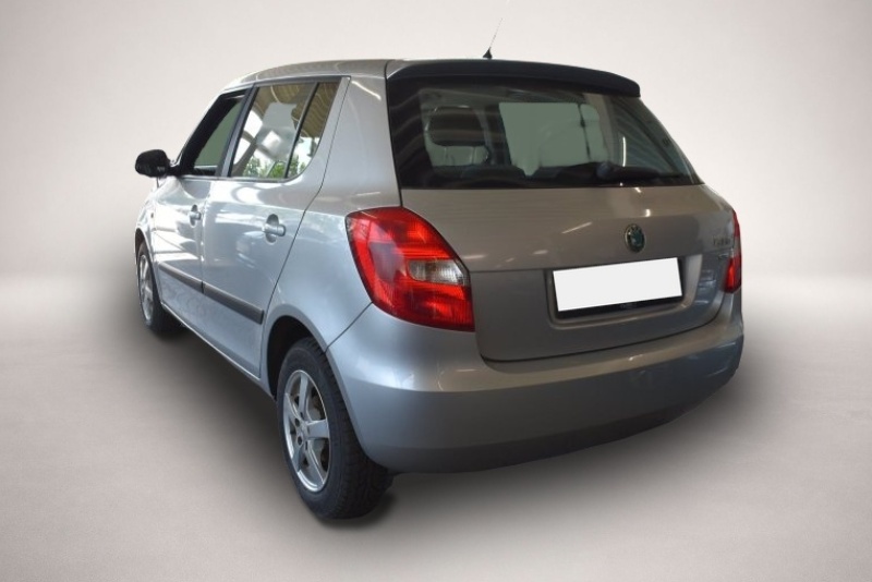 Bild 3 Skoda Fabia 1.2 TSI Ambiente TÜV neu