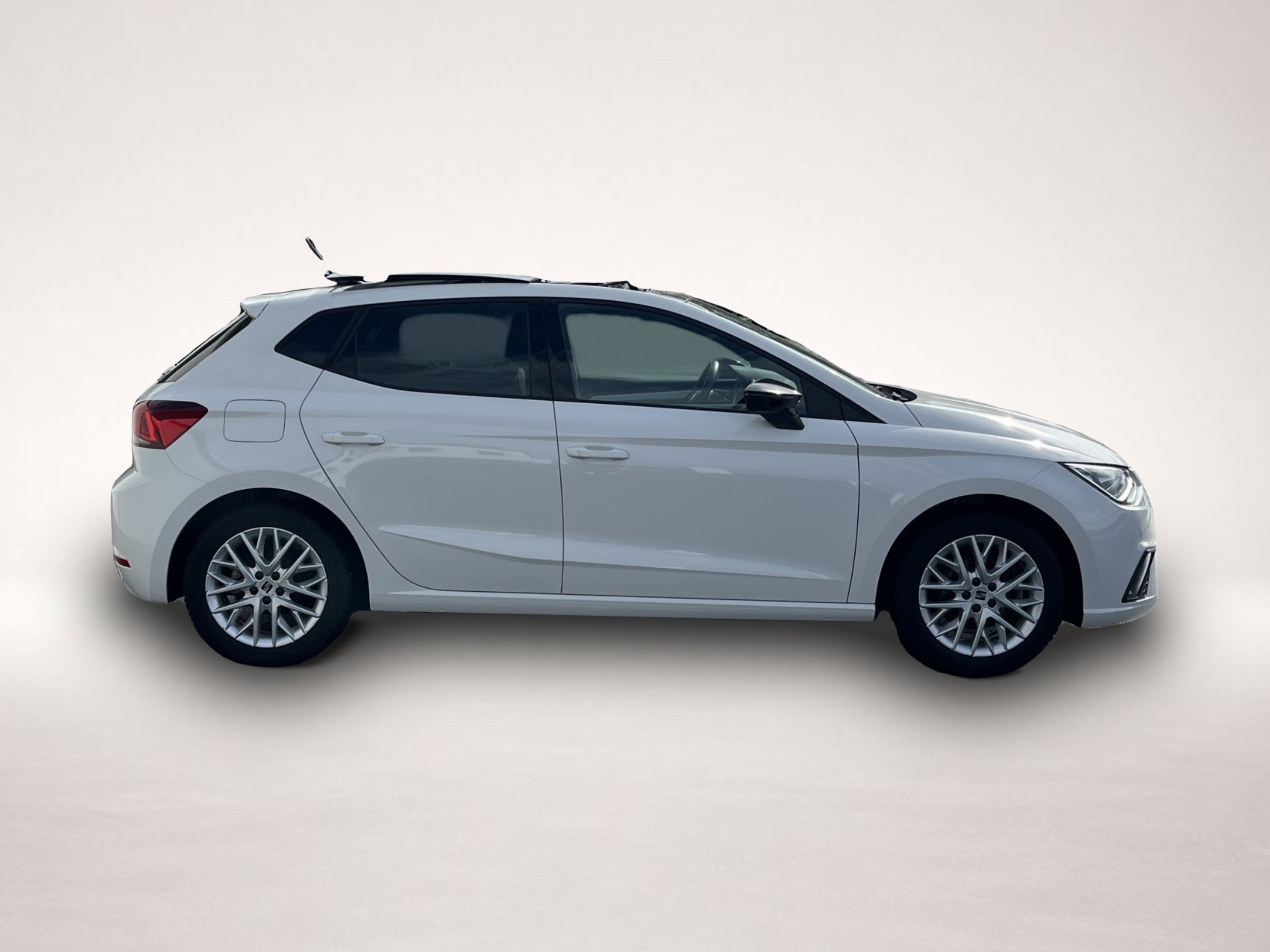 Bild 5 Seat Ibiza 1.0 TSI FR 106¤ m.20% Anz. PANO Navi LED R