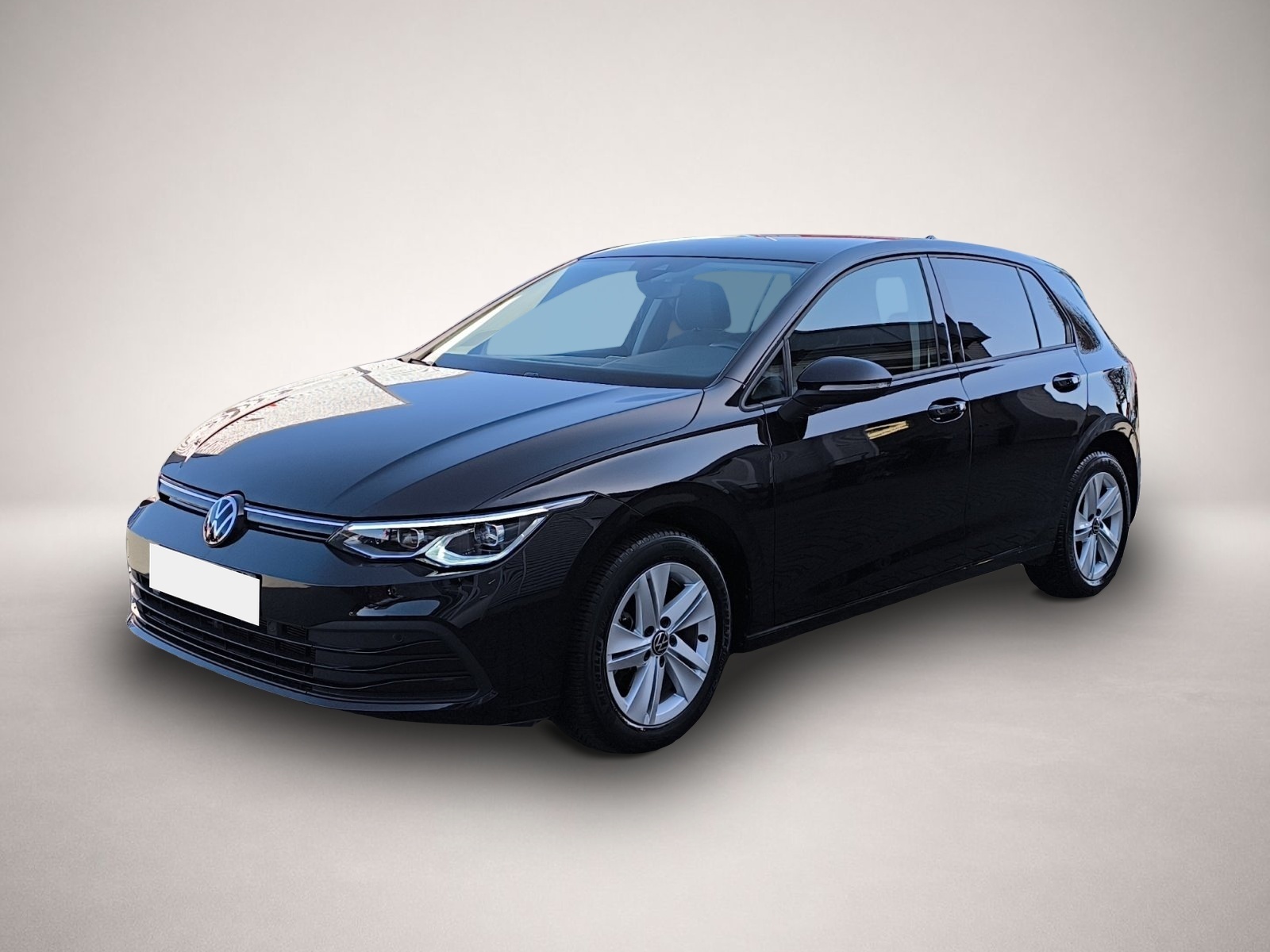 Fotografie Volkswagen Golf 8 Lim. 1.5 TSI Life LED NAVI RFK