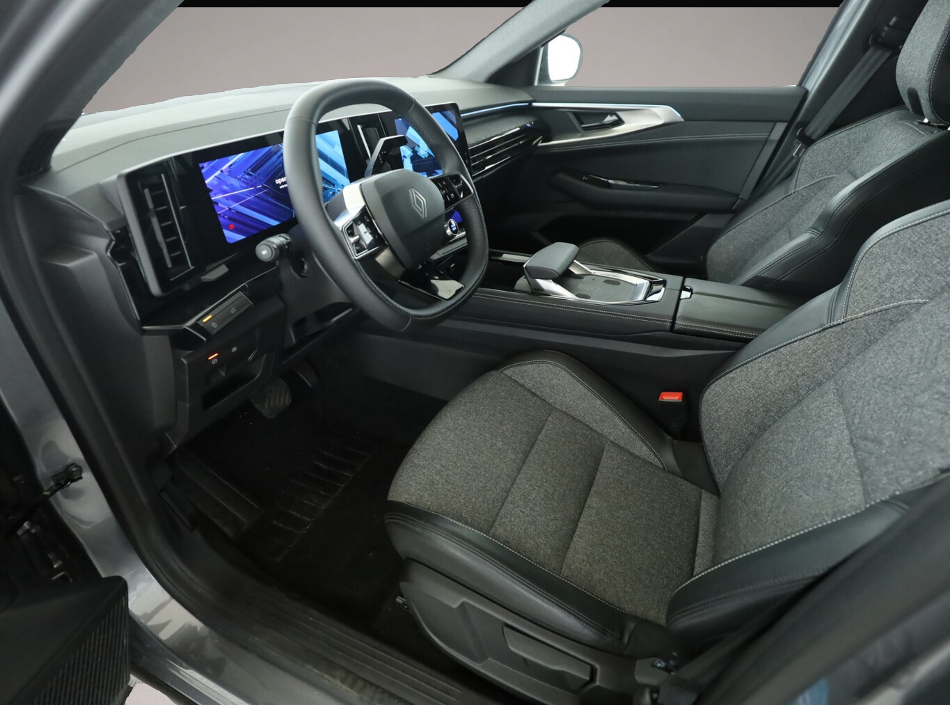 Bild 5 Renault Rafale Techno Pano WinterP ACC Nav eHK Kam 20Z