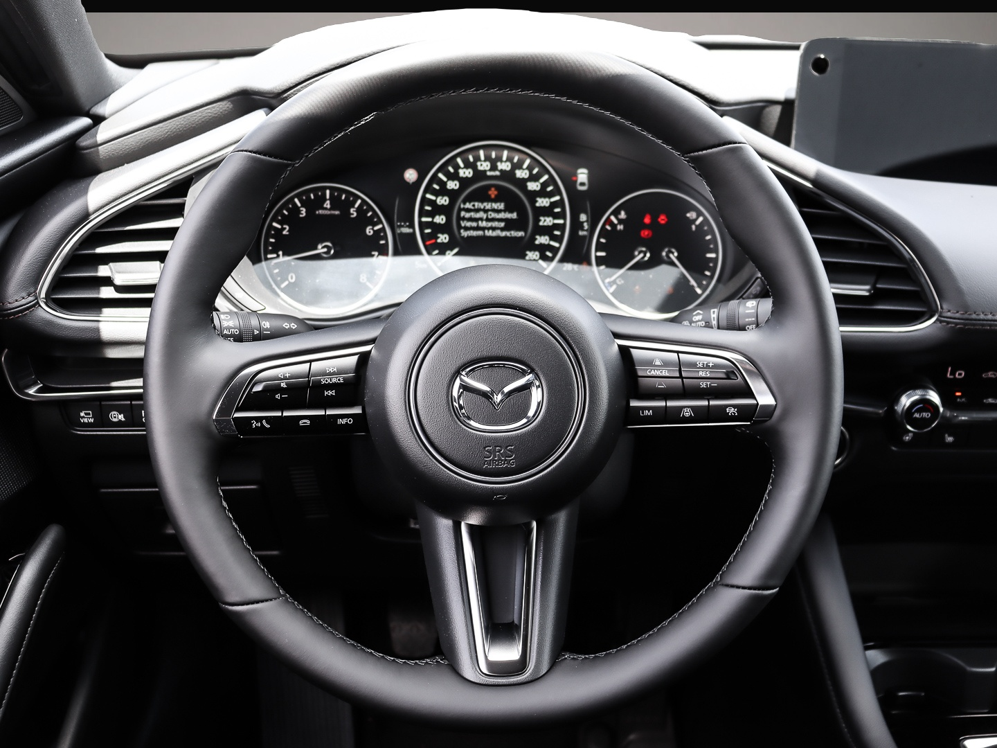 Bild 5 Mazda 3 Exclusive-Line 2.0L e-SKYACTIV X 186ps 6MT FWD