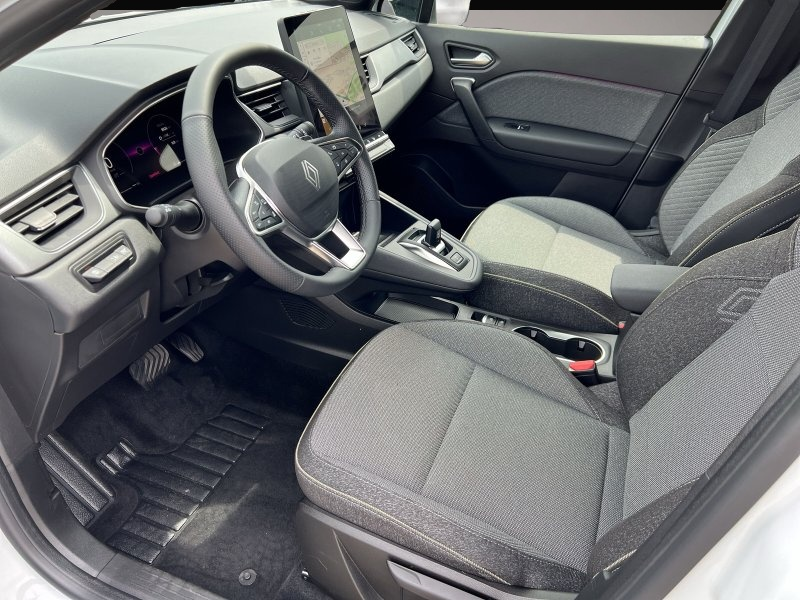 Bild 4 Renault Captur TCe 160 EDC Techno SHZ+RFK+LED