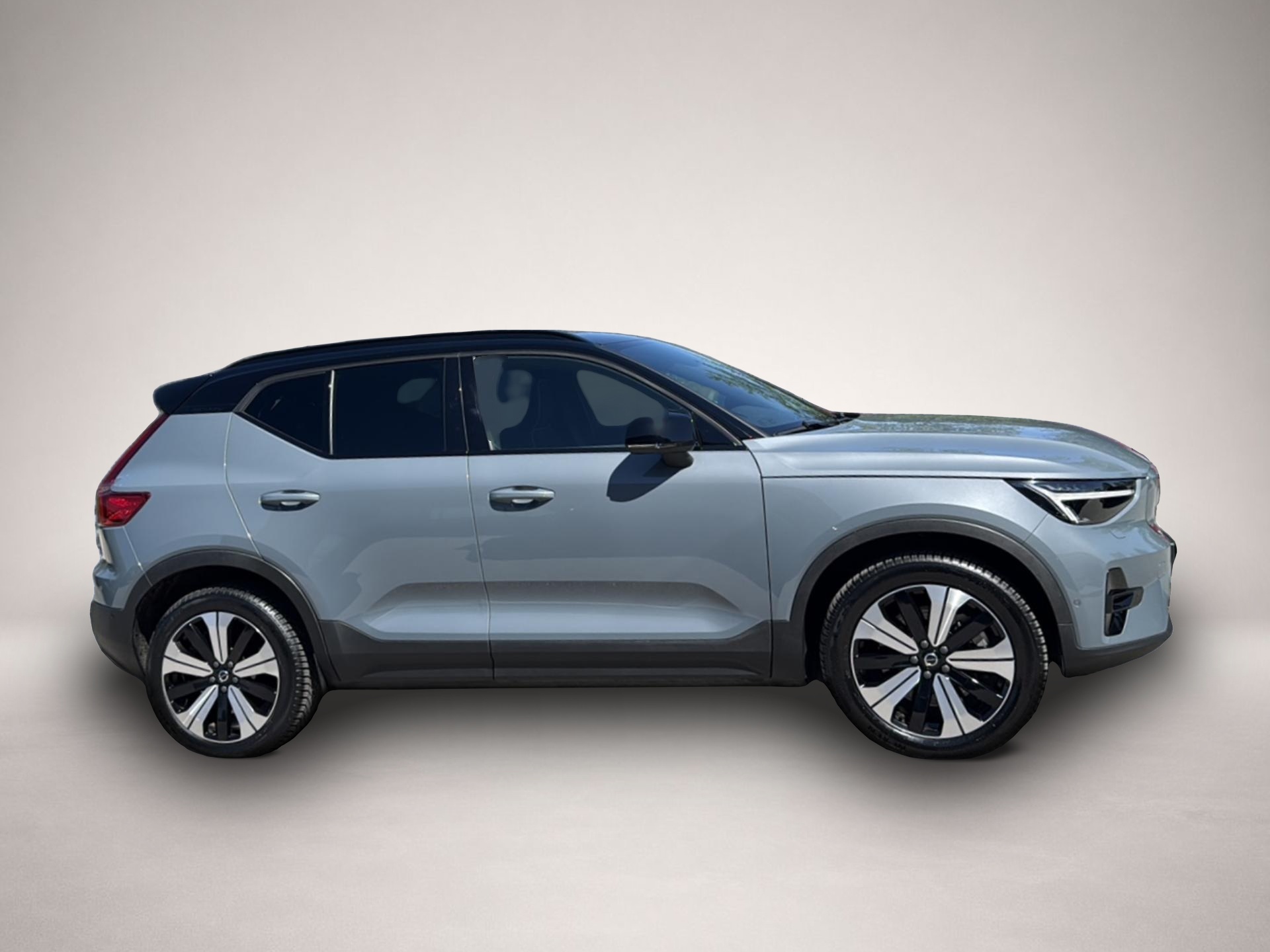 Bild 6 Volvo XC40 XC 40 Ultimate Recharge Pure Electric 2WD LED