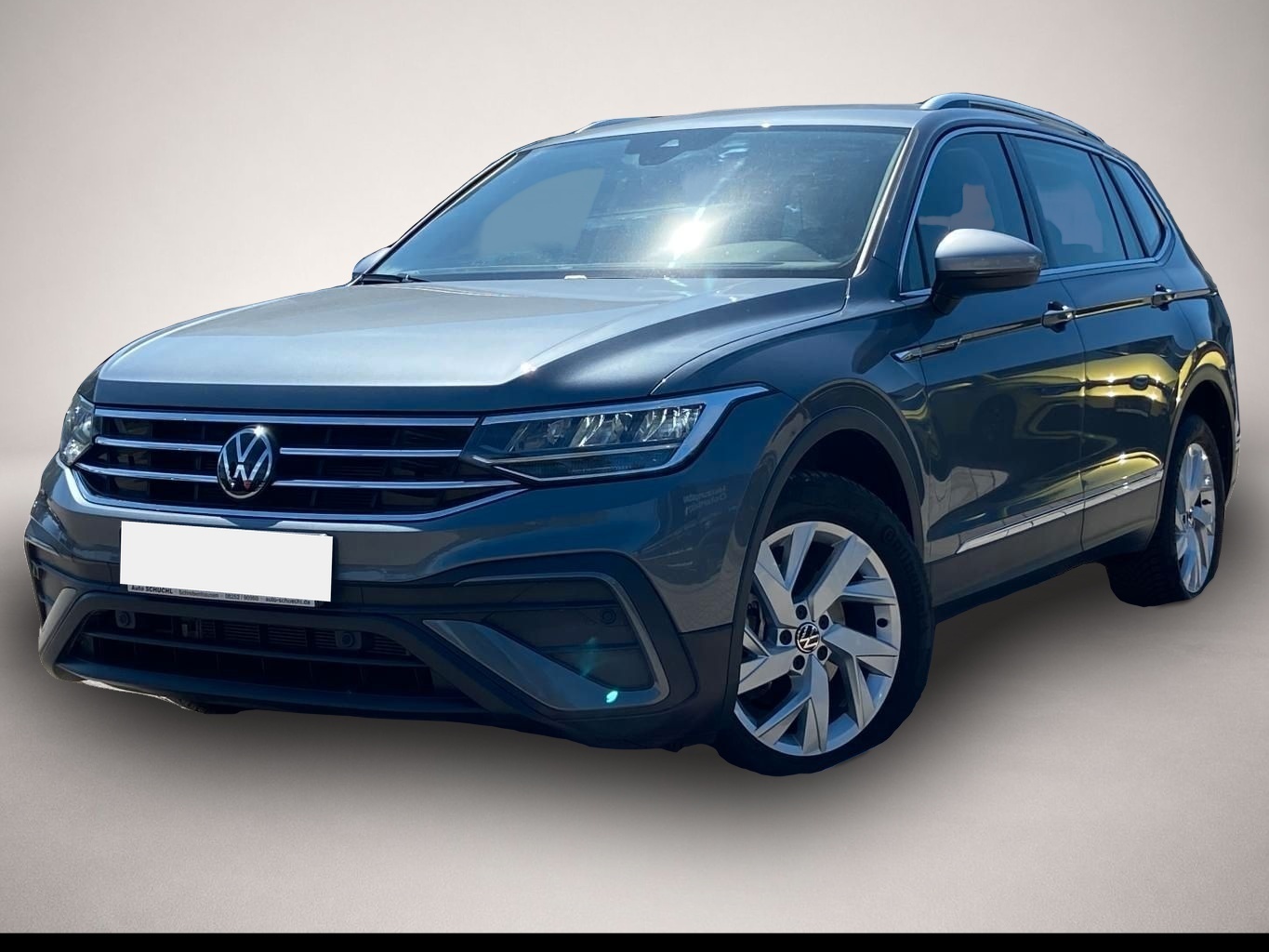 Fotografie 1 des Volkswagen Tiguan Allspace 1.5 TSI DSG LIFE 7-SITZER+AHK+AC