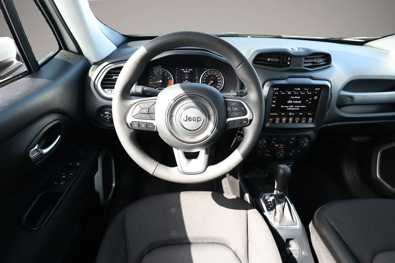 Bild 7 Jeep Renegade 1.3 T-GDI 150 DTC Longitude Nav PDC 16Z
