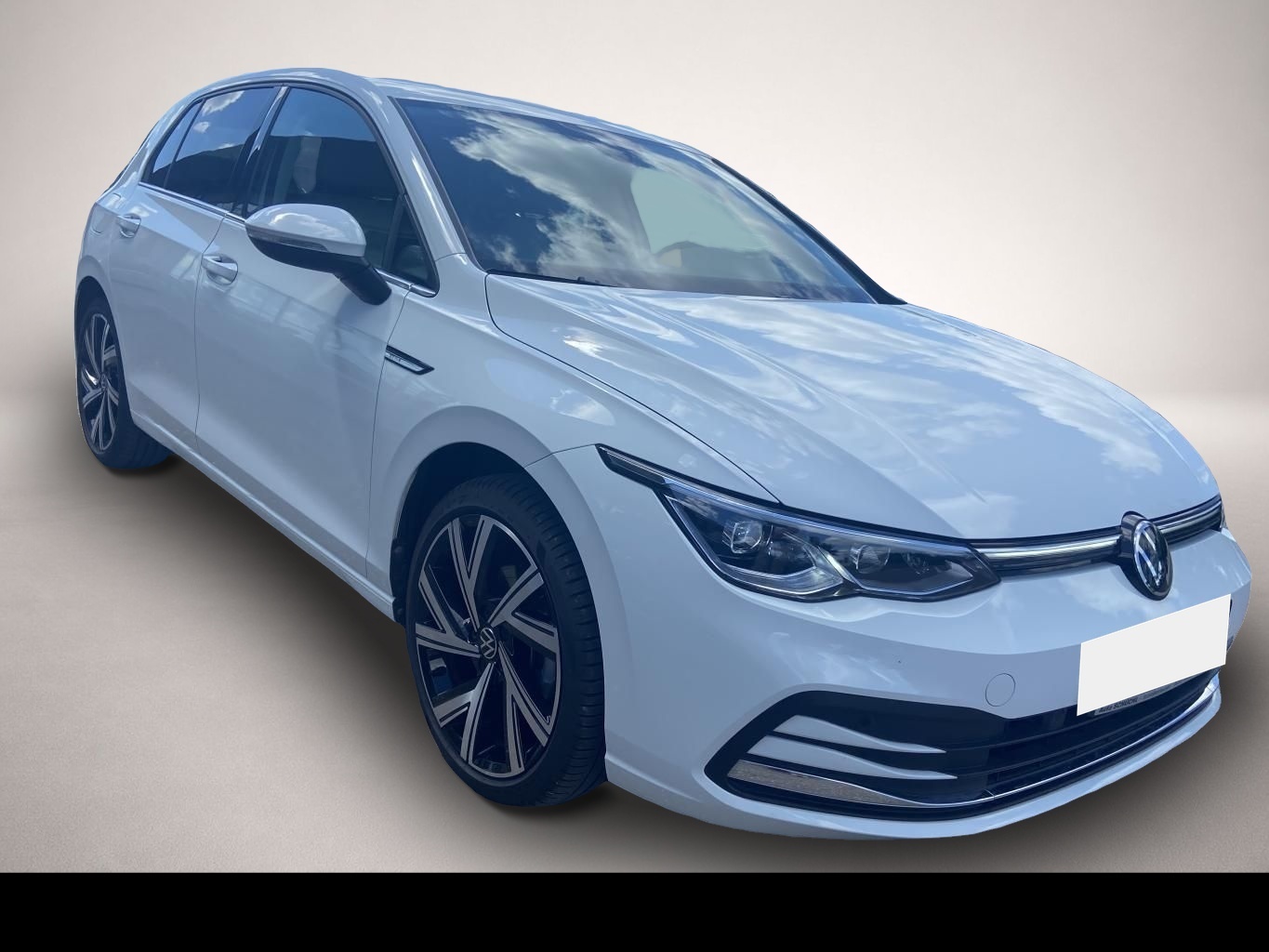 Bild 6 Volkswagen Golf 1.5 eTSI DSG STYLE APP-CONNECT+18"+ACTIVE-I
